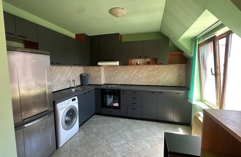 Vermietung eines gemütlichen und geräumigen Apartments, 120 m², Varna, Bulgarien